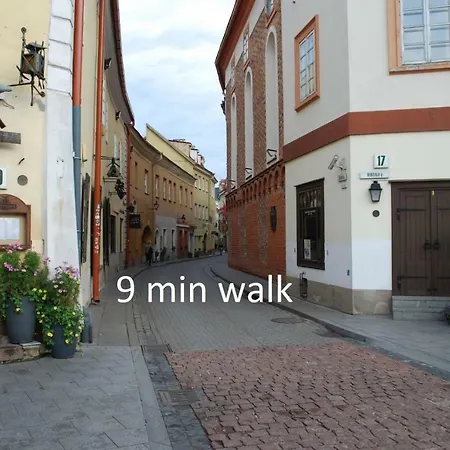 Fireplace, Cable Tv, Parking, Autonomous Heating, Historic Old Town, Top 30 Places To See In 20min Walk, Self Check-in, Local Advice, Fast Wifi, Safe Neighborhood, 2019 Newly Restored Building, Quiet-soundproof Walls, Local Tips, Queen Bed, Fully Equ *