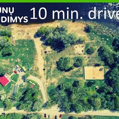 Fireplace, Cable Tv, Parking, Autonomous Heating, Historic Old Town, Top 30 Places To See In 20min Walk, Self Check-in, Local Advice, Fast Wifi, Safe Neighborhood, 2019 Newly Restored Building, Quiet-soundproof Walls, Local Tips, Queen Bed, Fully Equ Lejlighed Vilnius